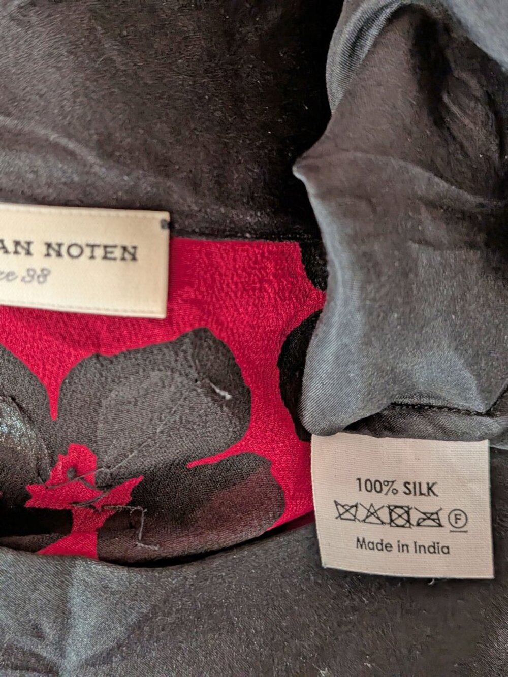Dries Van Noten Silk Black & Red Floral Applique Dress, 38" bust, Made in India - Picture 16 of 17